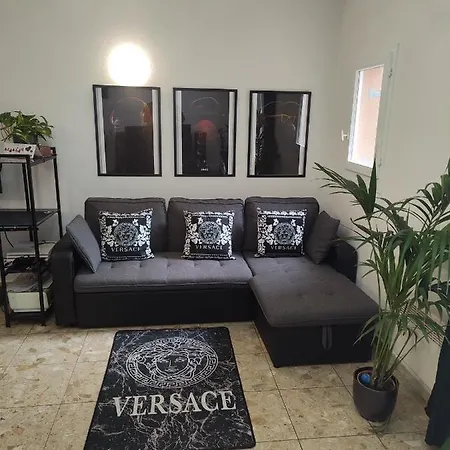 Apartmán T2 Avec Piscine Et Jacuzzi A Grimaud