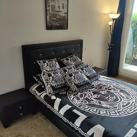 T2 Avec Piscine Et Jacuzzi A Apartmán Grimaud